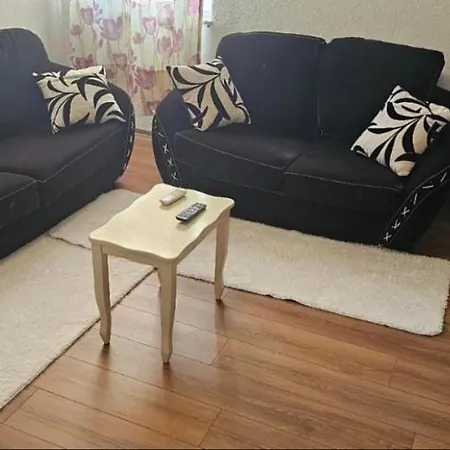 Lägenhet Borbardha Dhe 7 Xhuxhat *