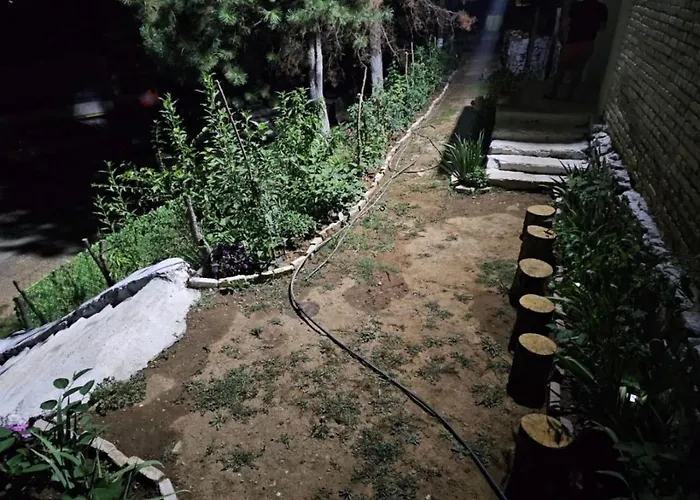 Apartment Borbardha Dhe 7 Xhuxhat