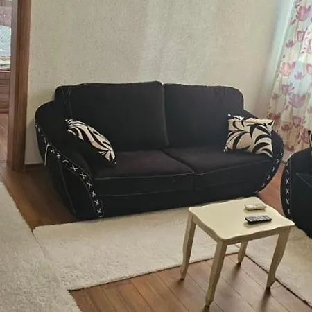 Borbardha Dhe 7 Xhuxhat Tropoje