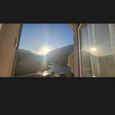 Apartment Borbardha Dhe 7 Xhuxhat Tropoje