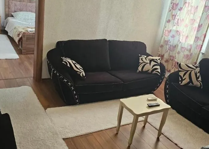 Borbardha Dhe 7 Xhuxhat Tropoje